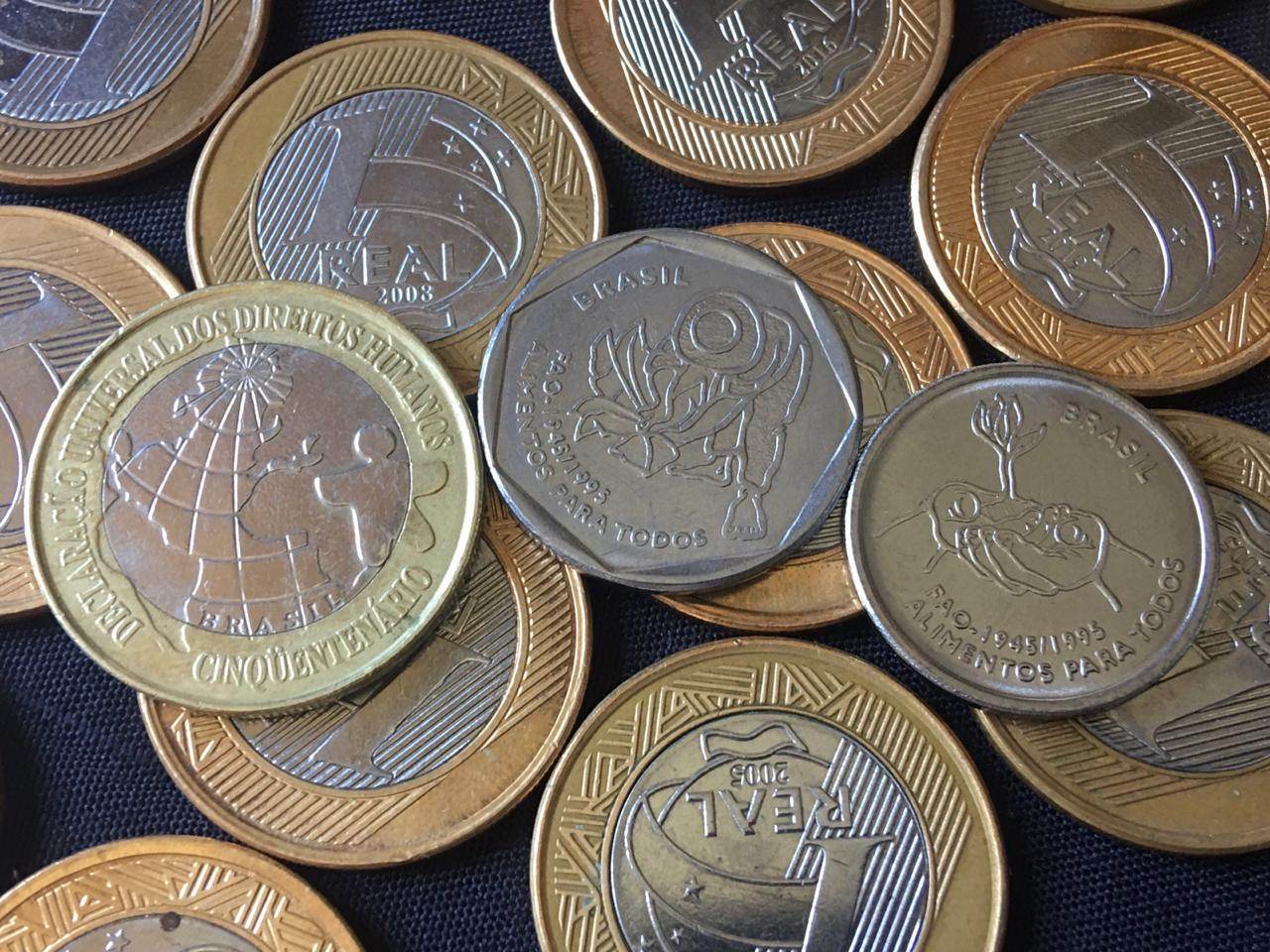Em destaque, moedas comemorativas do Real com baixa tiragem